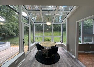 7800 Hosbrook Rd in Cincinnati, OH - Building Photo - Building Photo