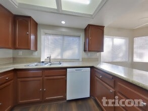 44238 Gillan Ave in Lancaster, CA - Building Photo - Building Photo