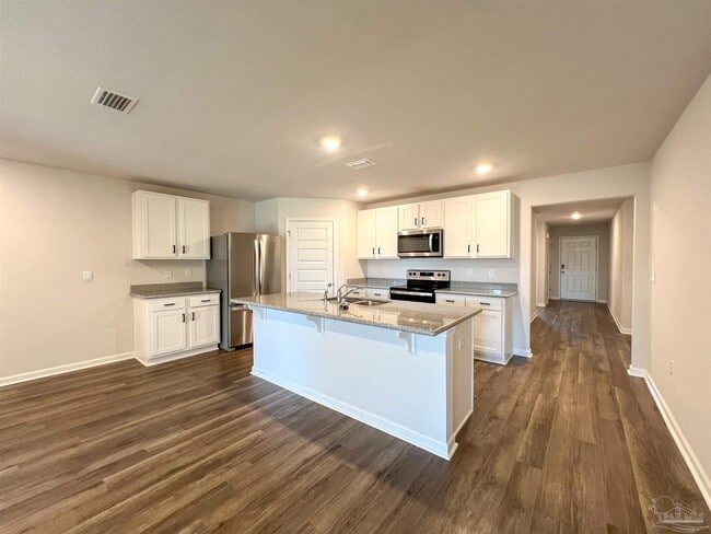 8673 Pathstone Blvd in Pensacola, FL - Building Photo - Building Photo