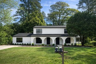 2227 Willie Vause Rd in Tallahassee, FL - Building Photo