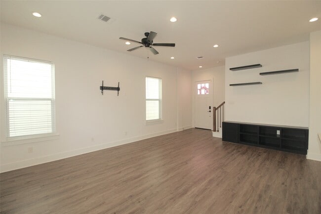 1218 Mcneil St in Houston, TX - Building Photo - Building Photo