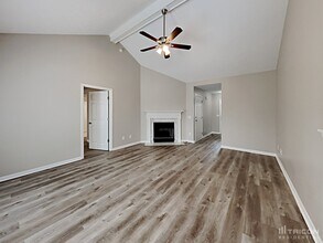 989 Chesire Way in Gallatin, TN - Building Photo - Building Photo