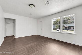 1227 Dena St in Jacksonville, FL - Building Photo - Building Photo
