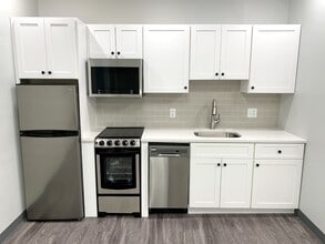 New Park on the Grid in Worcester, MA - Building Photo - Interior Photo