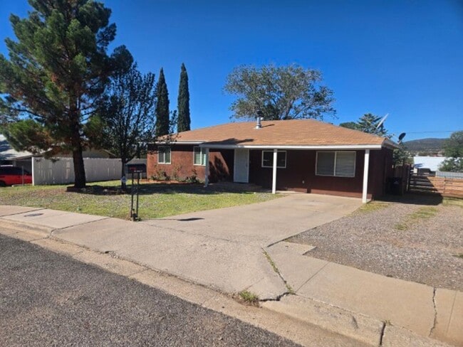 property at 2329 N Kimberly Dr