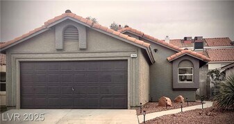 7909 Mt Shasta Cir in Las Vegas, NV - Building Photo