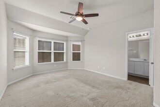 14091 Chinook Dr in Shenandoah, TX - Building Photo - Building Photo