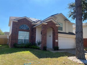 16631 Spring Glade Dr in Cypress, TX - Foto de edificio - Building Photo