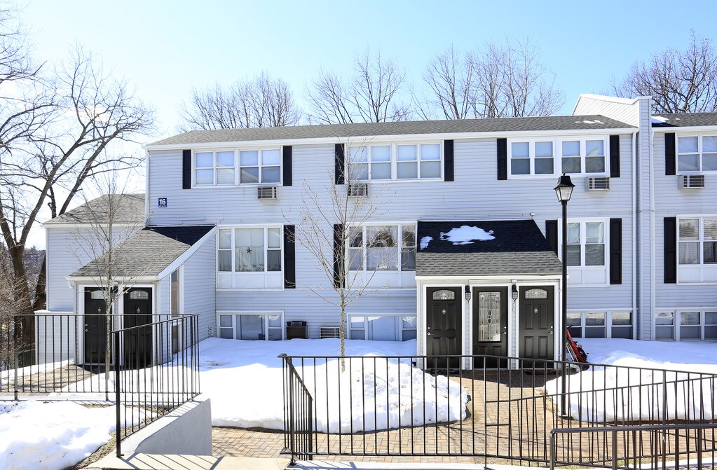 Cortlandt Living Ossining, NY Apartments