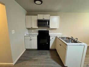 116 Tabor Dr in Warner Robins, GA - Building Photo - Building Photo