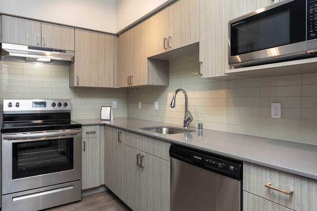 Green Hill Apartments in Lynnwood, WA - Foto de edificio - Interior Photo