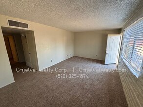 2838 N Sparkman Blvd in Tucson, AZ - Building Photo - Building Photo