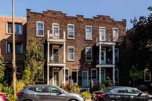 2133 Prud'homme Av in Montréal, QC - Building Photo