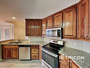4199 Green Ct in Villa Rica, GA - Building Photo - Building Photo