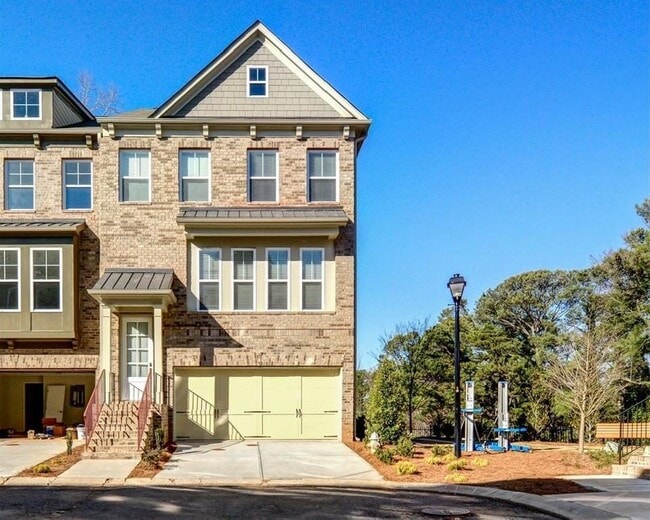 property at 1295 Linden Ct