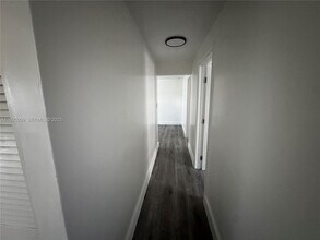 4017 SW 24th St in West Park, FL - Building Photo - Building Photo