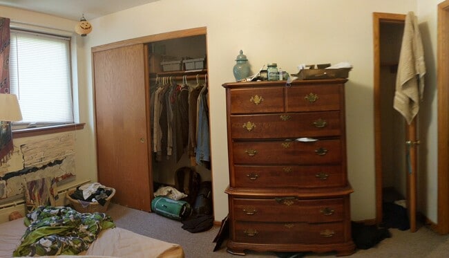 2076 Como Ave in St. Paul, MN - Building Photo - Building Photo