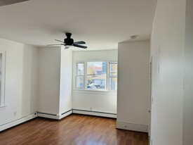 105 Bowdoin St, Unit 2 Apartments