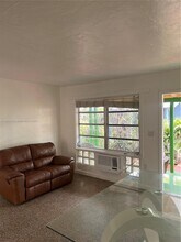 2023 Taylor St in Hollywood, FL - Building Photo - Building Photo