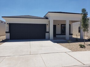 3956 Santa Sophia Rd in Las Cruces, NM - Building Photo - Building Photo