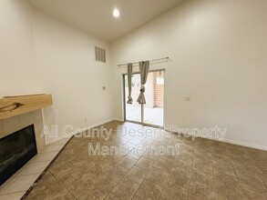 78923 Ave 42 in Indio, CA - Foto de edificio - Building Photo