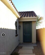 187 E Carob Dr in Chandler, AZ - Building Photo - Building Photo