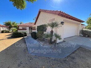 112 Avellino Cir in Palm Desert, CA - Building Photo - Building Photo