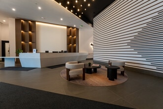 1037 The Queensway in Toronto, ON - Building Photo - Building Photo