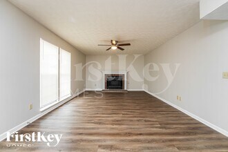 543 Sutters Mill Rd in Stone Mountain, GA - Building Photo - Building Photo