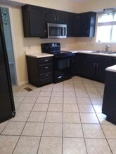 8040 Twin Creek Trce in West Chester Township, OH - Building Photo - Building Photo