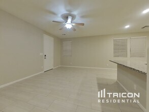 12555 W Hummingbird Terrace in Peoria, AZ - Building Photo - Building Photo