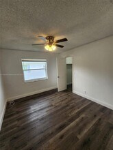 4117 Woodside Dr in Coral Springs, FL - Building Photo - Building Photo