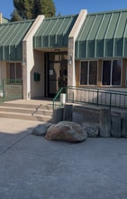 12121 Centralia St, Unit 309 in Lakewood, CA - Building Photo - Building Photo
