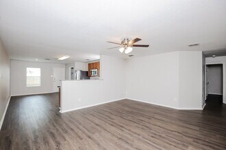 1117 Augustin Dr in Princeton, TX - Foto de edificio - Building Photo