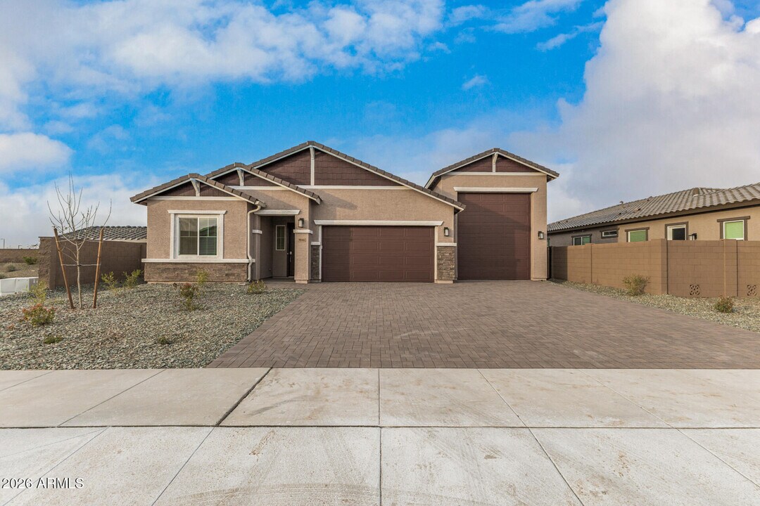 9646 W Flower St in Phoenix, AZ - Building Photo