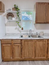 625 S 9th St in Chickasha, OK - Building Photo - Building Photo