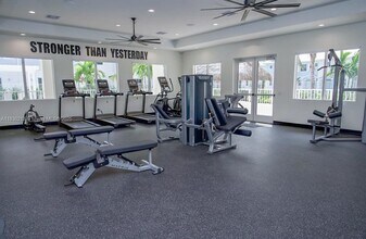 3621 Blue Fin Wy in Ft. Myers, FL - Building Photo - Building Photo