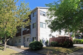 wellsfar01 in Portland, OR - Building Photo - Building Photo