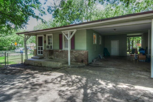 4614 Bennett Ave in Austin, TX - Building Photo - Building Photo