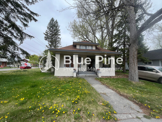 property at 284 S Ridge Ave
