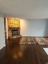 304 Spring Run Dr in Monroeville, PA - Building Photo - Building Photo