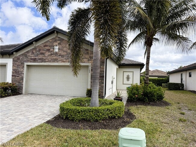 9169 Glenforest Dr in Naples, FL - Building Photo - Building Photo