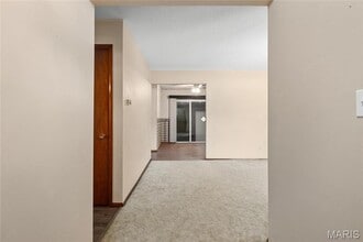 107 Mark Trail Dr in Glen Carbon, IL - Building Photo - Building Photo