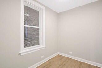 2626 N Ridgeway Ave in Chicago, IL - Building Photo - Building Photo