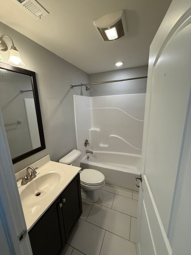 1641 W Venango St in Philadelphia, PA - Building Photo - Building Photo