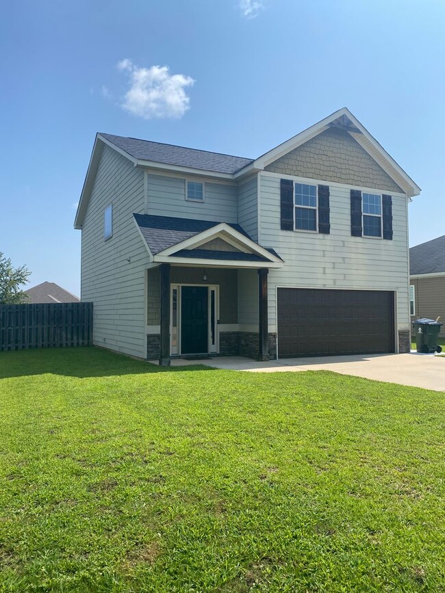 210 Edgarton Way in Bonaire, GA - Building Photo - Building Photo