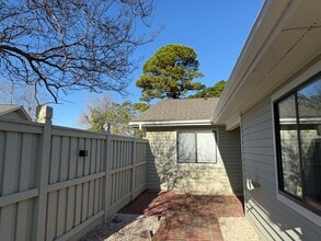 5935 Inland Greens Dr in Wilmington, NC - Building Photo - Building Photo