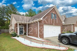 5290 Cottage Ln in Birmingham, AL - Building Photo