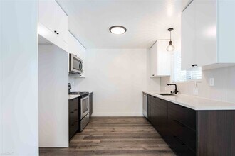 128 E Reed St in San Jose, CA - Building Photo - Building Photo