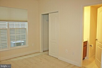 12609 Horseshoe Bend Cir in Clarksburg, MD - Building Photo - Building Photo